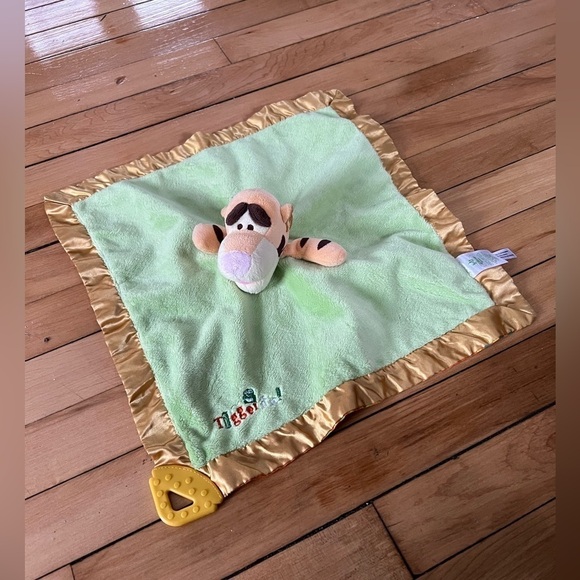 Disney Baby Tigger lovey baby blanket green satin nursery security blanket - Picture 1 of 5